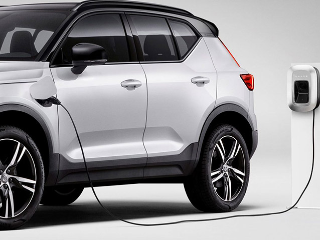 2019年全球汽车厂转攻电动化，电动汽车成长率预计达28%